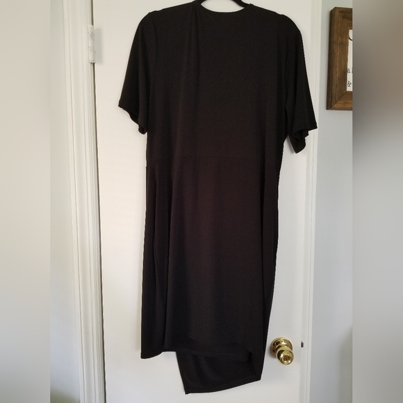 🚫SOLD🚫Banana Republic Wrap Dress - Picture 2 of 2